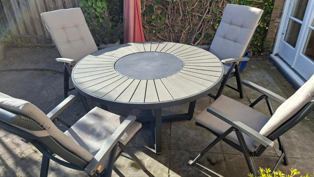 Sensa Tuinset met ronde tafel en 4 stoelen, Tuin en Terras, Tuinsets en Loungesets, Ophalen