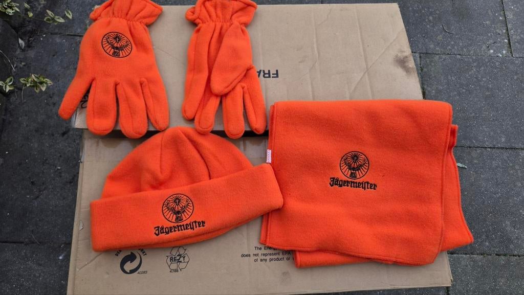 Oranje WK outfit: muts, sjaal en handschoenen, Ophalen of Verzenden, Nieuw, Muts