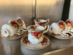 Royal Albert country rose kopjes, Antiek en Kunst, Antiek | Servies compleet, Ophalen of Verzenden