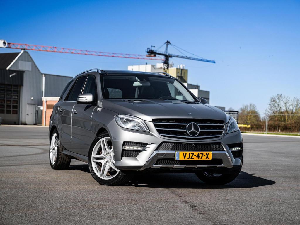 Mercedes M-klasse ML 350 BlueTec AMG Grijs Kenteken Panorama, Automaat, 15 km/l, Gebruikt, 258 pk