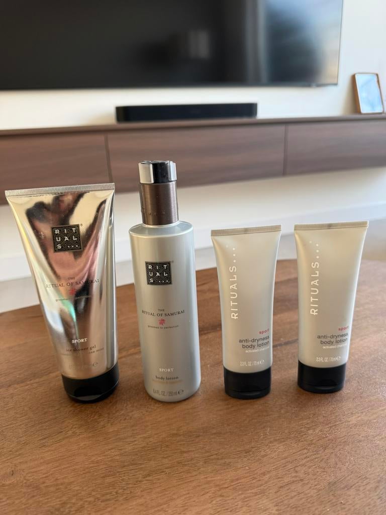 Verschillende Rituals producten, Ophalen of Verzenden, Zo goed als nieuw, Bad & Douche
