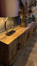 Massief houten dressoir - 240 cm lang, Huis en Inrichting, Kasten | Dressoirs, Gebruikt, Ophalen of Verzenden, 200 cm of meer