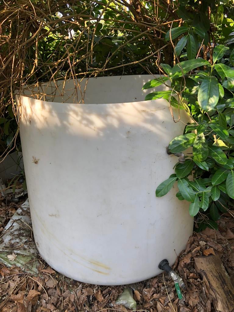 1500 liter regenton HOTTUB / vis bak, Minder dan 75 liter, Ophalen of Verzenden, Zo goed als nieuw