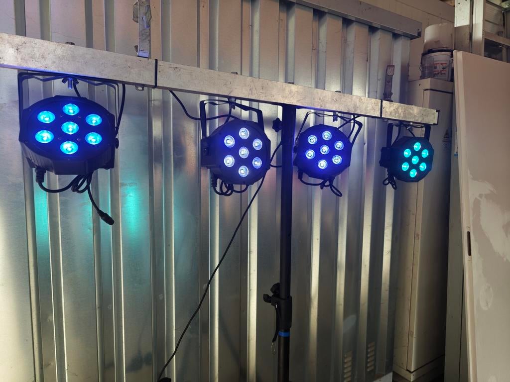 LED Parren op T-bar - Complete Lichtset, Muziek en Instrumenten, Licht en Laser, Ophalen, Gebruikt, Licht, Kleur