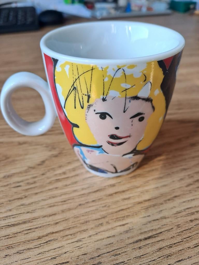 Herman Brood Espresso kopje met pop-art design, Ophalen of Verzenden, Zo goed als nieuw, Overige stijlen, Kop(pen) en/of Schotel(s)
