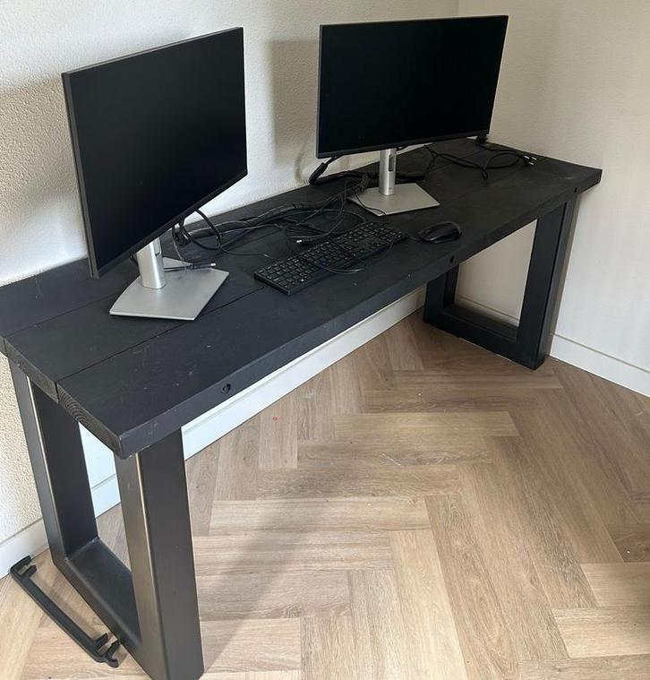 Dell monitoren 2 stuks, Computers en Software, Monitoren, In hoogte verstelbaar, Full HD, Ophalen of Verzenden, Gebruikt