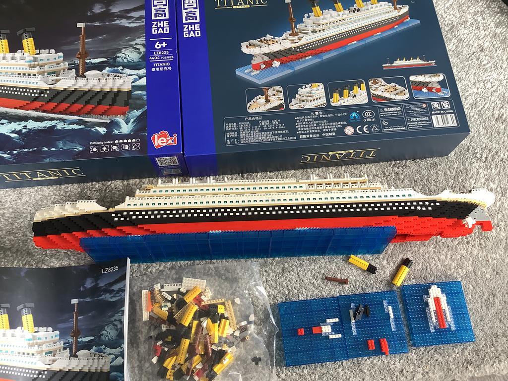 Bouwpakket Titanic zie foto’s 4404 stuks, Hobby en Vrije tijd, Modelbouw | Boten en Schepen, Ophalen, Zo goed als nieuw