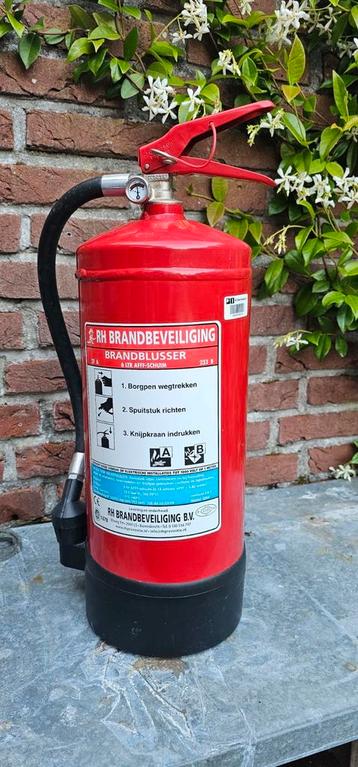 Brandblusser 6 liter schuim beschikbaar voor biedingen