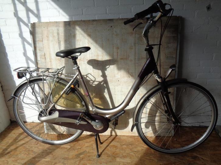 multicycle comfort de luxe  € 250.00, Fietsen en Brommers, Fietsen | Dames | Damesfietsen, Gebruikt, Overige merken, Versnellingen