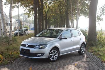 Volkswagen polo 1.2 grijs 5DRS 2013 Nieuwe APK Nette Auto beschikbaar voor biedingen