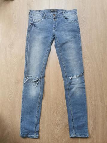 Pull & Bear spijkerbroek jeans blauw maat 38 beschikbaar voor biedingen
