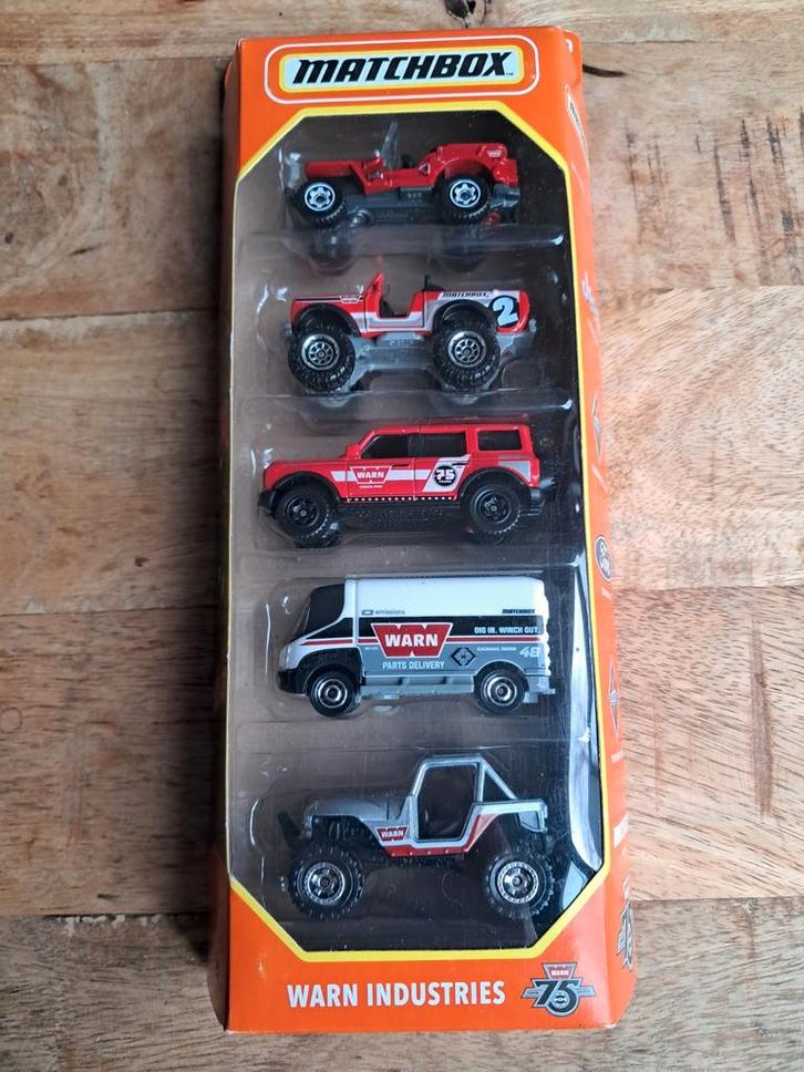 Matchbox 75 years Warn Industries 5 pack Jeep Ford Internati, Hobby en Vrije tijd, Modelauto's | Overige schalen, Nieuw, Auto