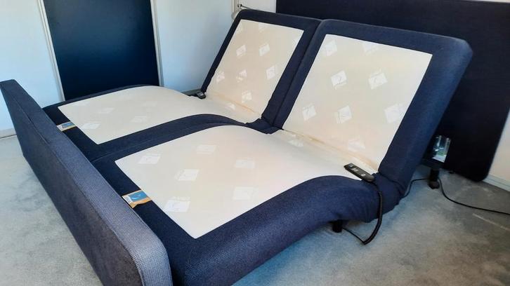 Elektrisch verstelbaar tweepersoons Ubica Boxspring 180x210, Huis en Inrichting, Slaapkamer | Boxsprings, Gebruikt, 180 cm, 210 cm