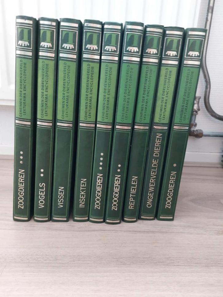 Geheimen der Dierenwereld Encyclopedie, Boeken, Encyclopedieën, Zo goed als nieuw, Complete serie, Dieren, Ophalen of Verzenden