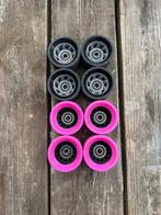 8x Rolschaatswielen / skateboard 95a | roze en zwart, Ophalen of Verzenden, Zo goed als nieuw, Overige typen