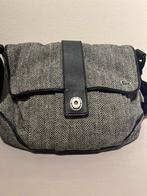 Lacoste Tweed Herringbone Schoudertas Handtas Hobo, Sieraden, Tassen en Uiterlijk, Ophalen of Verzenden, Zo goed als nieuw, Grijs