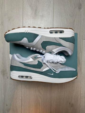 Nike Air Max 1 .SWOOSH Low Poly 'Adventure' | Maat 44,5 beschikbaar voor biedingen