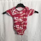 Stoer roze rompertje, legervlekken. mt 62/68. Merk FreshWear, Kinderen en Baby's, Babykleding | Maat 62, Nacht- of Onderkleding
