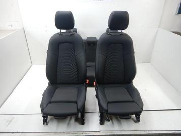 Mercedes Benz B-Klasse W247 Interieur Leer Stof Leder beschikbaar voor biedingen