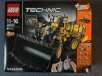 Te koop Lego 42030 Volvo L350 F Wiellader, Ophalen of Verzenden, Nieuw, Complete set, Lego