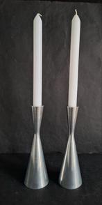 Erika Pekkari Ikea 2 kleine maat aluminium kandelaars.Gota., Ophalen of Verzenden, Metaal, Minder dan 25 cm