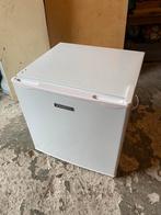 Mini Fridge, Witgoed en Apparatuur, Vriezers en Diepvrieskisten, Ophalen of Verzenden, Zo goed als nieuw, Minder dan 60 cm, Minder dan 85 cm