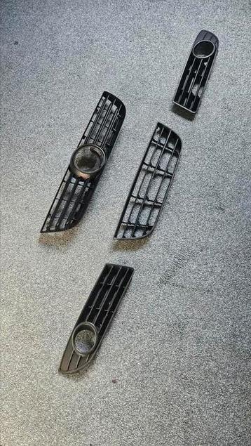 Polo 9N3 Voorbumper Grilles - Complete Set Zonder Logo beschikbaar voor biedingen