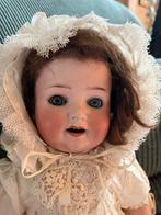 Antieke Pop met Porseleinen Hoofd, Ophalen of Verzenden, Gebruikt, Pop, Levensecht of Reborn