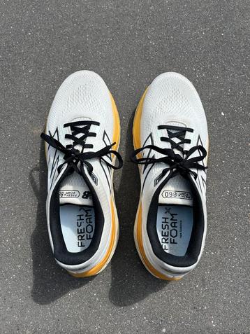 New Balance 860 V14 hardloopschoenen maat 43 beschikbaar voor biedingen