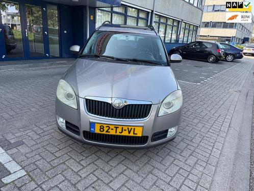 Skoda Roomster 1.4-16V Comfort ((( lpg ))), Auto's, Skoda, Bedrijf, Te koop, Roomster, ABS, Airbags, Airconditioning, Boordcomputer