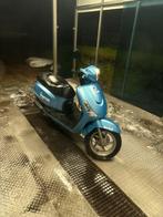 Sym fiddle 2, Ophalen of Verzenden, Zo goed als nieuw, Benzine