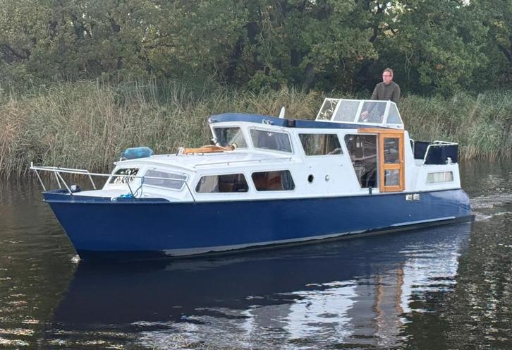 Motorkruiser Rijo (bj 1980), Watersport en Boten, Motorboten en Motorjachten, Gebruikt, Staal, 9 tot 12 meter, Diesel, 50 pk of meer