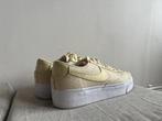 Nike Blazer low platform ‘lemon drop', Geel, Nike, Ophalen of Verzenden, Sneakers of Gympen