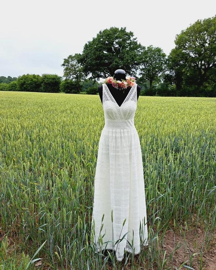 Kanten bohemian trouwjurk maat 38/40, Kleding | Dames, Trouwkleding en Trouwaccessoires, Zo goed als nieuw, Trouwjurk, Wit, Ophalen of Verzenden