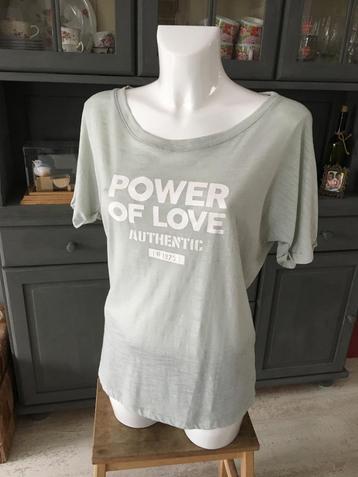 Leuk licht groen t-shirt top van C&S Paris beschikbaar voor biedingen