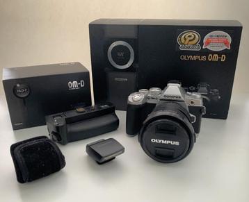 Olympus OM-D E-M1 en Zuiko 12-40mm f2.8 PRO beschikbaar voor biedingen