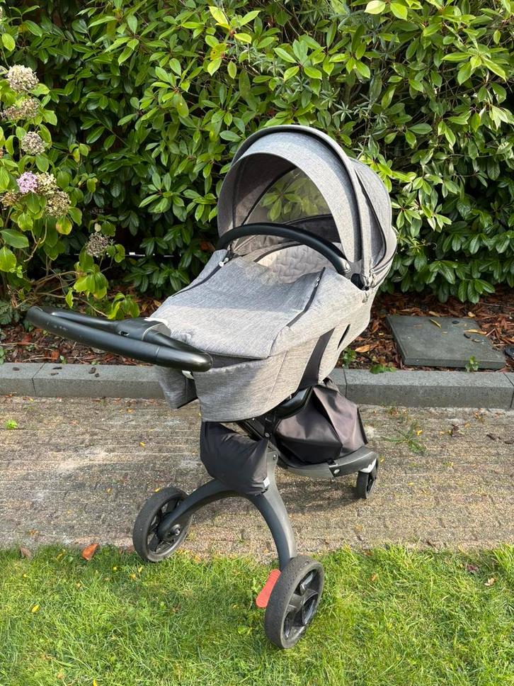 Stokke Xplory - antraciet - reiswieg en zitje, Kinderen en Baby's, Kinderwagens en Combinaties, Gebruikt, Kinderwagen, Overige merken