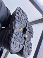 Lowa Renegade GTX Mid - Maat 43,5, Kleding | Heren, Schoenen, Lowa, Zwart, Ophalen of Verzenden, Gedragen