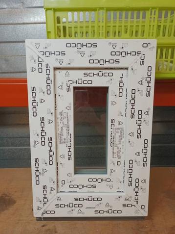 Kunststof Draai kozijn   b34 x h50 cm Wit  -2379- beschikbaar voor biedingen