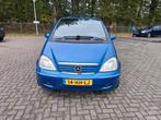 Mercedes-Benz A-Klasse 1.9 A190 Lang automaat, Auto's, Mercedes-Benz, 125 pk, 4 cilinders, Leder en Stof, Origineel Nederlands