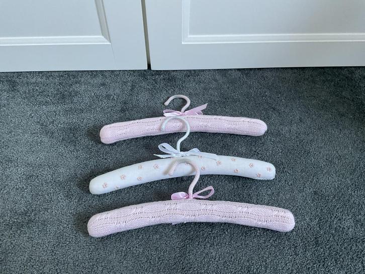 3 Zachte Kledinghangers voor meisje- Zara Home Nieuwstaat, Kinderen en Baby's, Kinderkamer | Inrichting en Decoratie, Zo goed als nieuw