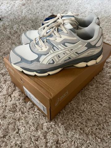 Asics GEL-NYC Cream/Oyster Grey sneakers Maat 42 beschikbaar voor biedingen