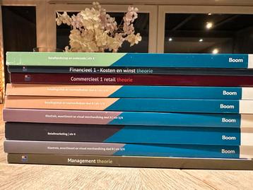 Schoolboeken MBO Detailhandel niveau 4 beschikbaar voor biedingen