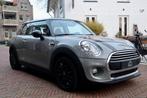 Mini Cooper One 1.2 | Moonwalk Grey | Automatische airco | C, Auto's, Mini, Voorwielaandrijving, Gebruikt, 4 stoelen, 49 €/maand