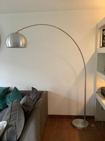 Zilveren Booglamp - Vloerlamp lumidora, nieuwprijs was €200. beschikbaar voor biedingen