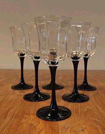 Luminarc vintage zwarte wijnglazen (6 stuks) beschikbaar voor biedingen