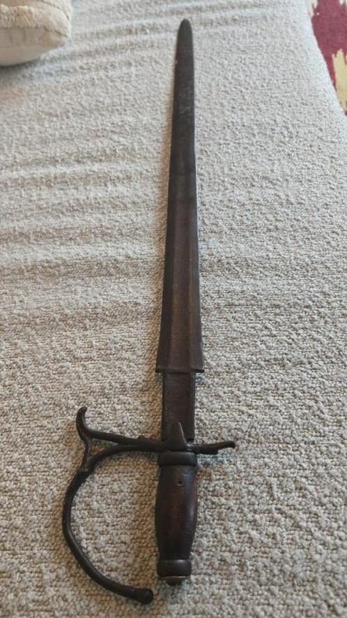Fantastische 17e eeuwse rapier zwaard van befaamde maker, Verzamelen, Militaria | Algemeen, Landmacht, Zwaard of Sabel, Nederland