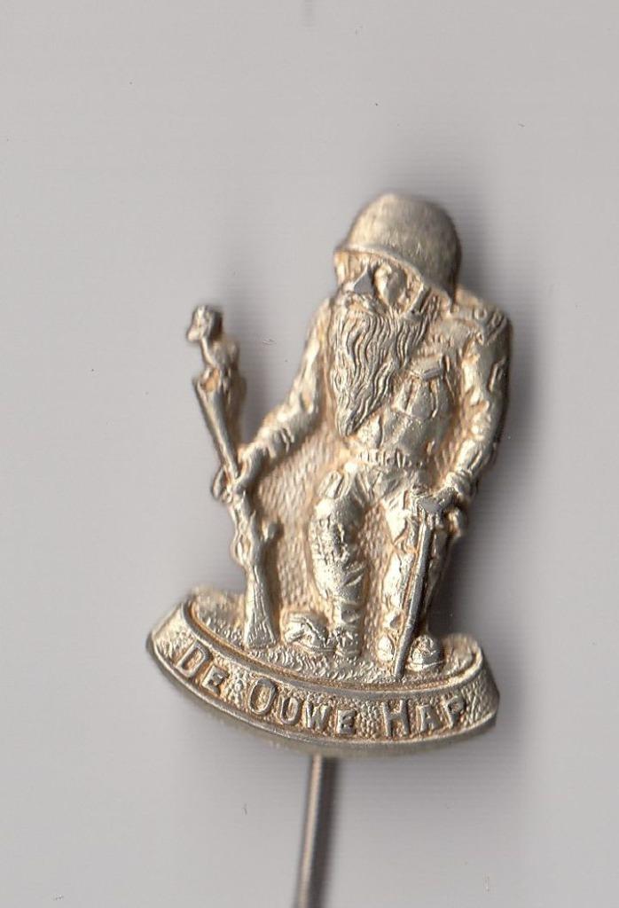 De Ouwe Hap Leger Militair speldje, Verzamelen, Militaria | Algemeen, Landmacht, Embleem of Badge, Nederland, Ophalen of Verzenden