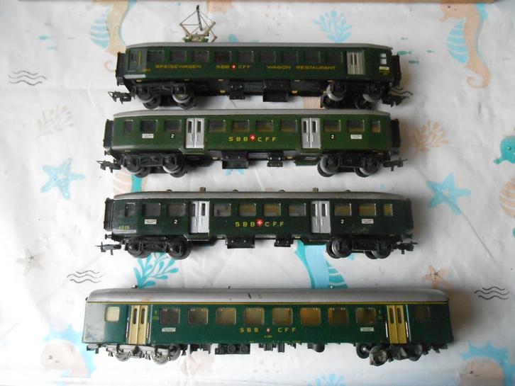 Märklin 348/2 4015 4038 4066, metalen rijtuigen Zwitserland, Hobby en Vrije tijd, Modeltreinen | H0, Gebruikt, Treinset, Wisselstroom