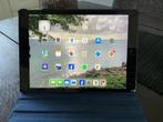 Ipad 8th (gen) 32gb met doos hoes lader, Computers en Software, Apple iPads, 10 inch, 32 GB, Apple iPad Air, Ophalen of Verzenden